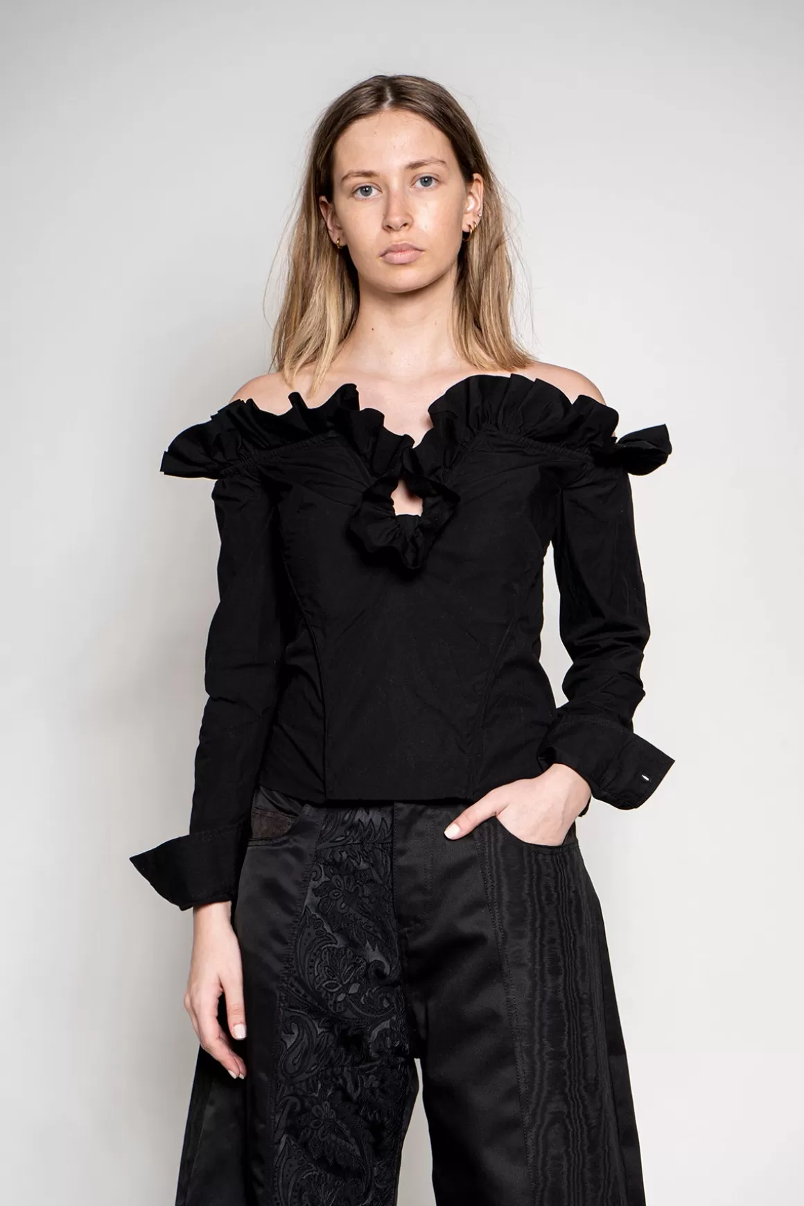 Store V-NECK RUFFLE BLOUSE Women TOPS